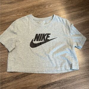 Nike crop top tee
